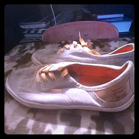 Levi sneakers - Picture 1 of 1